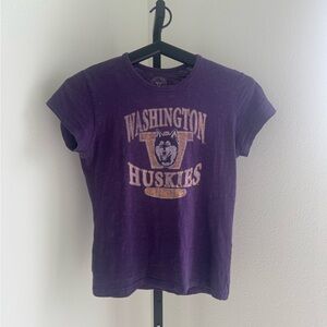Purple Washington Huskies T-Shirt